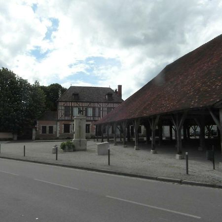 Hotel Le Breuil Piney Exterior foto